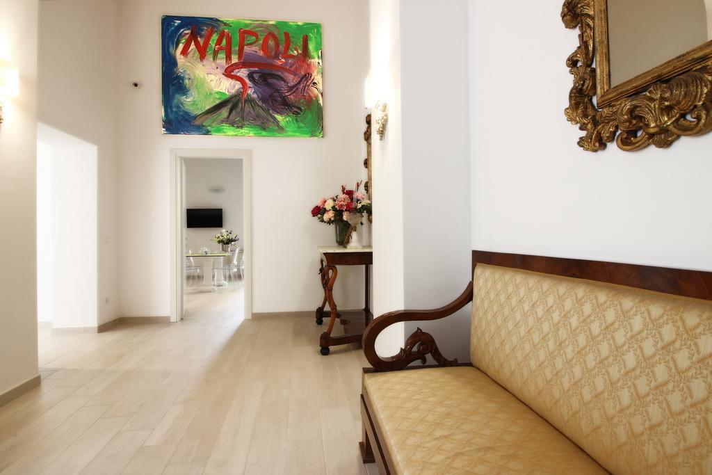 Palazzo D'Auria Aparthotel Naples Exterior photo