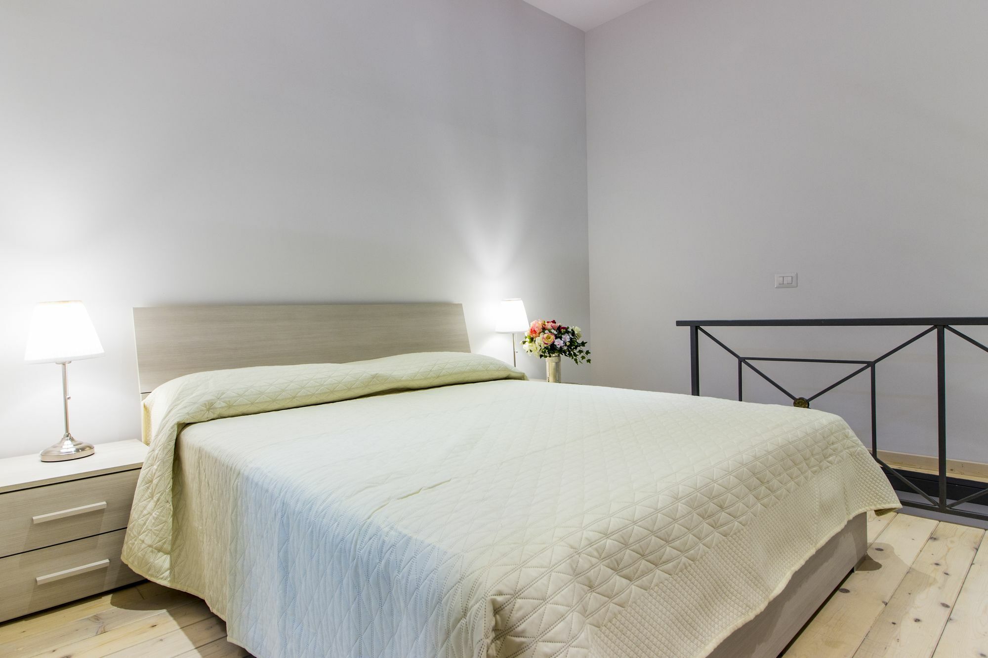 Palazzo D'Auria Aparthotel Naples Exterior photo